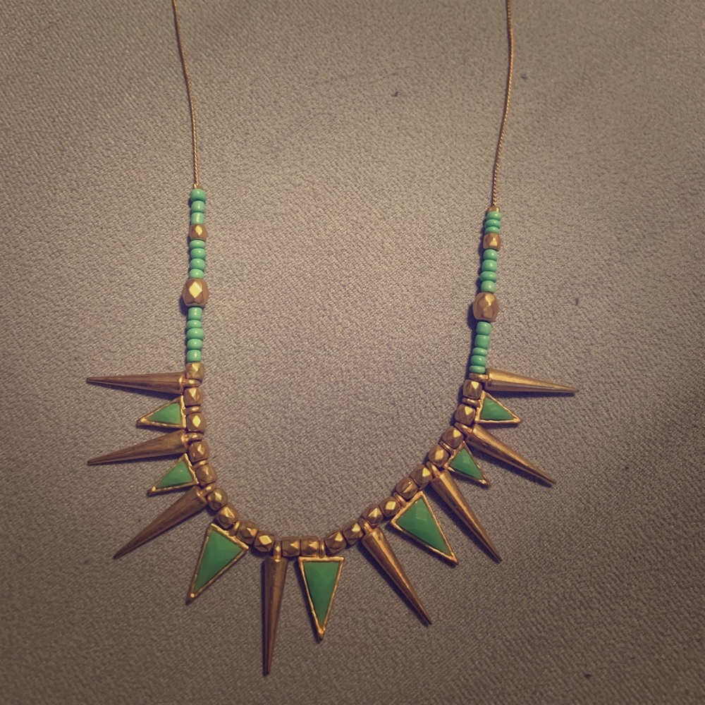 Green and gold necklace